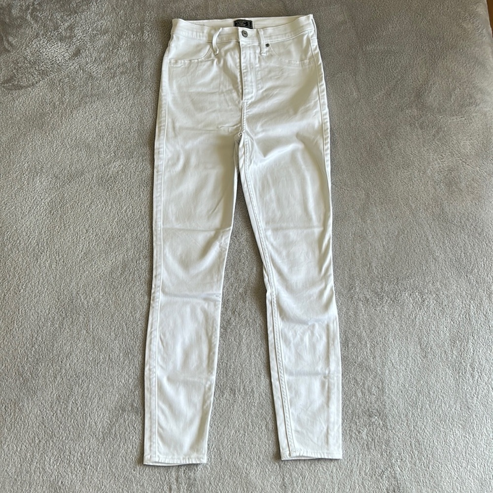 Abercrombie & Fitch Ultra High Rise Jean Leggings